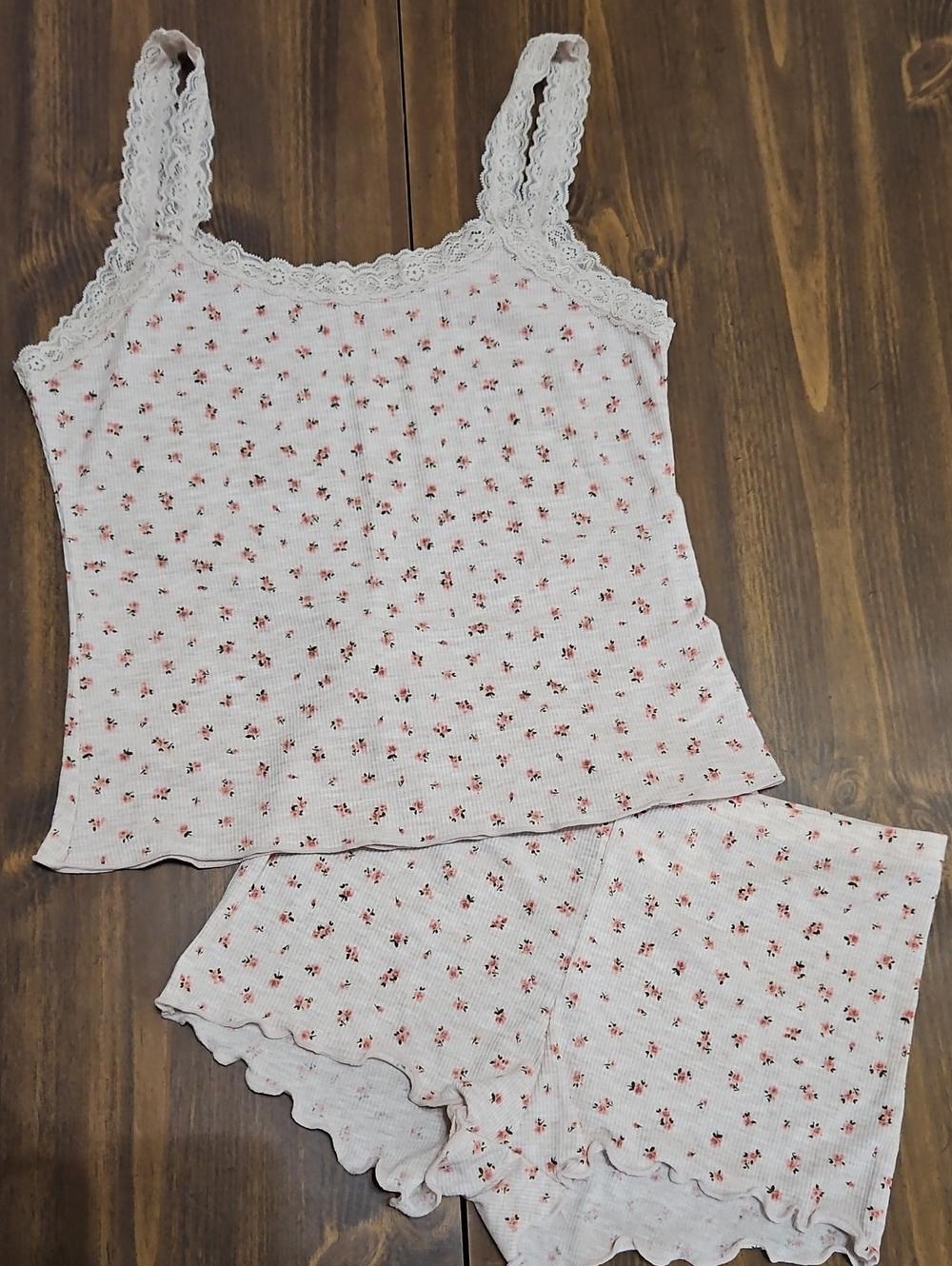 Laura Ashley White Cami & Floral Short Sleep Set